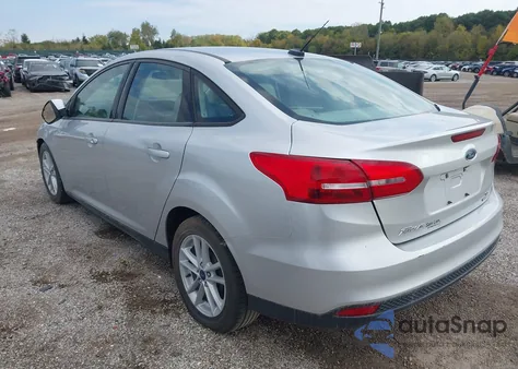 2016 Ford Focus Se z USA, uszkodzony, nr VIN 1FADP3F22GL391450